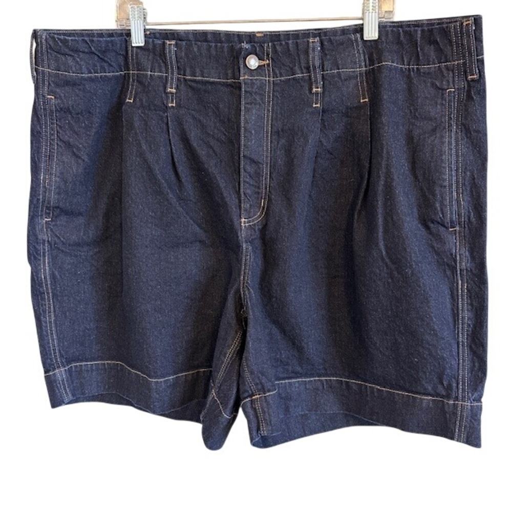 Land's End Women's Plus Size‎ Denim Jean Pleated Shorts Stretch 24W
